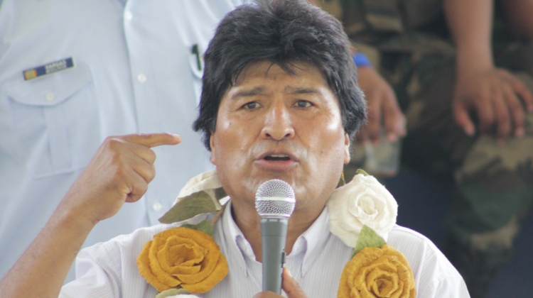 El MAS se alista para trabajar en un cronograma definir la vía para habilitar al presidente Morales como candidato el 2019. Foto: Archivo
