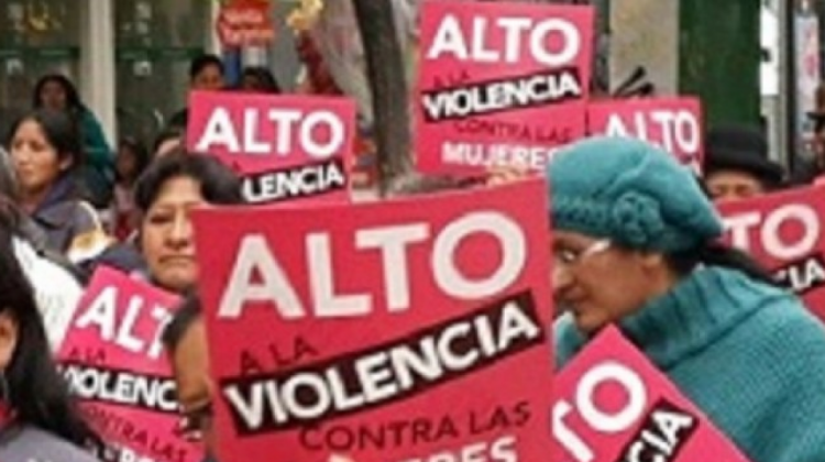 El 2016 hubo diversas manifestaciones sociales para pedir un alto a la violencia de género, pero los crímenes continuaron. Foto: Archivo ANF