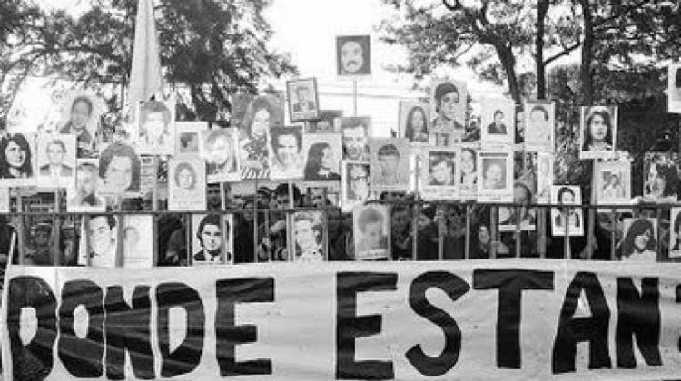Miles de personas murieron y otros desaparecieron durante las dictaduras militares de los años 70s y 80s . Foto: Internet