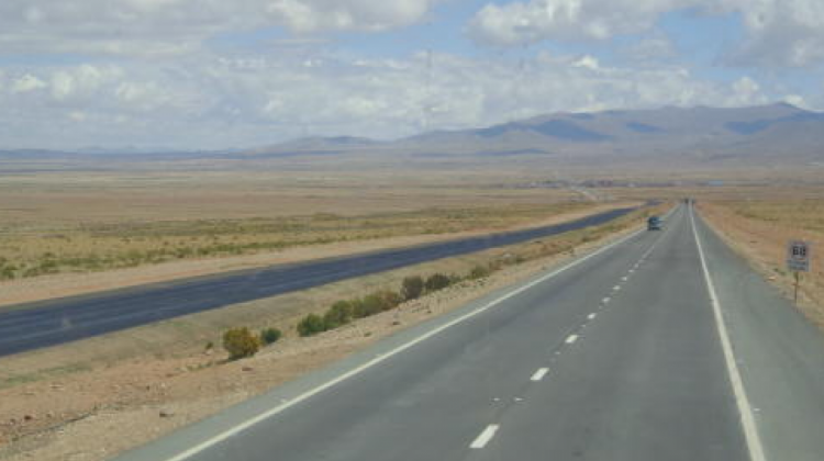 Una carretera de Bolivia. Foto: Hoy Bolivia