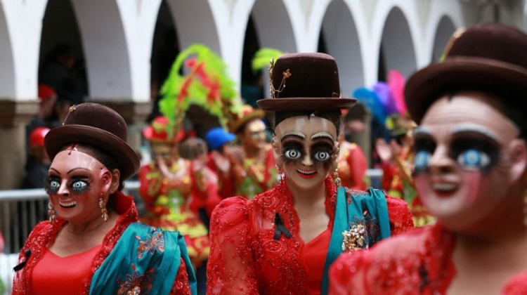 Brilla el carnaval de Oruro por su belleza. Foto: BTV