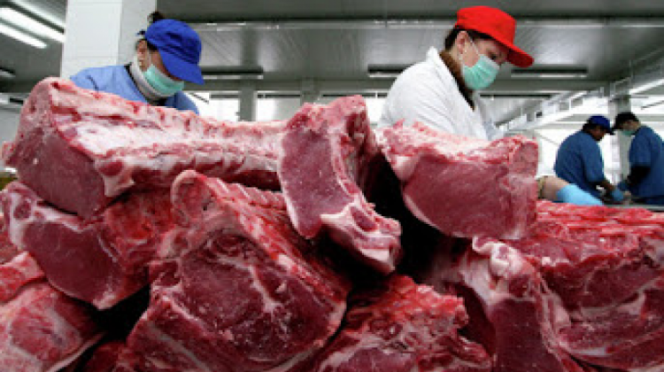 Un total de 21 frigoríficos brasileños fueron descubiertos vendiendo carne podrida.