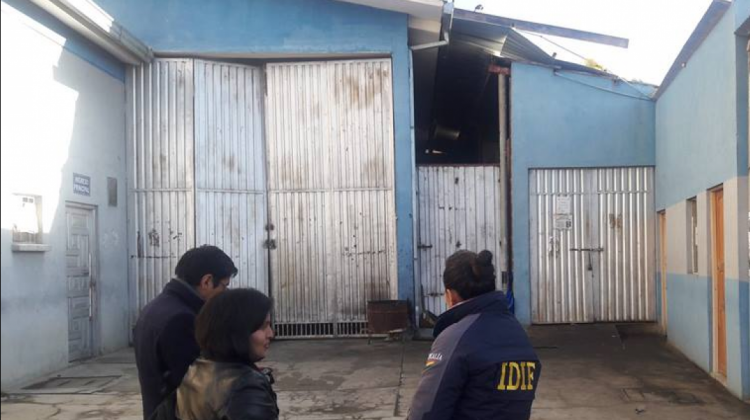 Los cuerpos de las víctimas fueron conducidos a la morgue del hospital de Clínicas de La Paz.