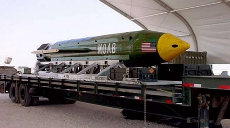 Bomba MOAB . Foto: U.S. Air Force