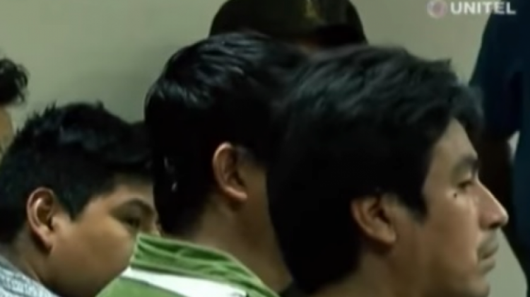 Fueron acusados de difamación por publicar un "meme". Foto: Captura de pantalla Unitel
