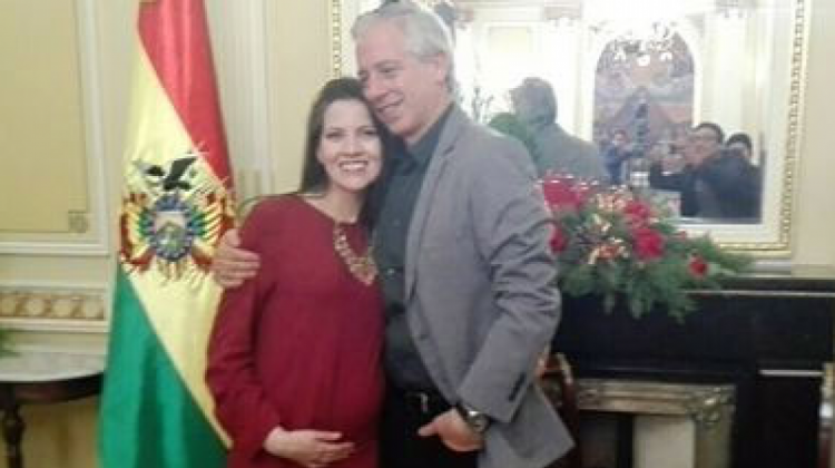 Claudia Fernández y su esposo Álvaro García Linera. Foto: blogspot.com.