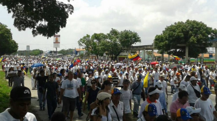 La "marcha del silencio" se realizó en distintas ciudades venezolanas.  Foto: Ventearagua