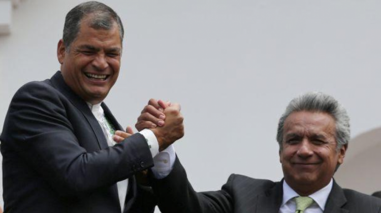 Rafael Correa, presidente de Ecuador, y su sucesor Lenín Moreno. Foto: Reuters