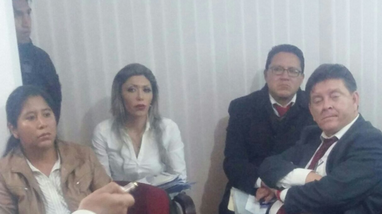 Cristina Choque y Gabriela Zapata en la audiencia del juicio este lunes y madrugada del martes. Foto: ANF.