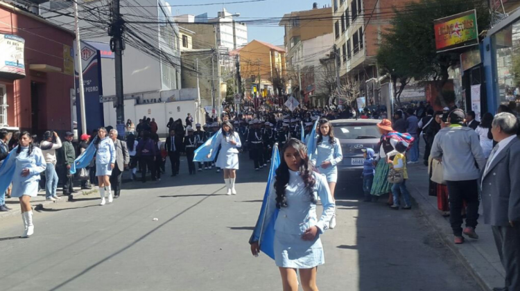 Desfile de los escolares en La Paz. Foto: ANF.