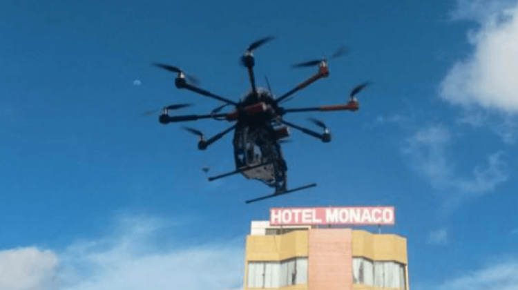Un dron en la ciudad de Santa Cruz.