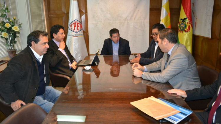 Reunión de autoridades bolivianas con empresarios argentinos.