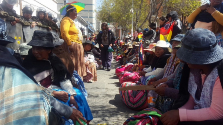 Mujeres de Achacachi en protesta. Foto: ANF