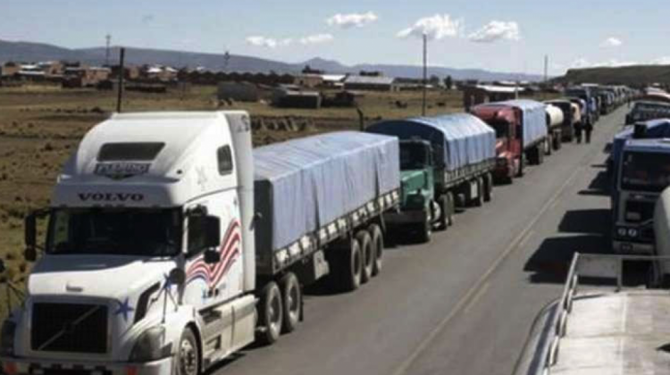 Transporte pesado en emergencia. Foto de archivo: El Potosí.