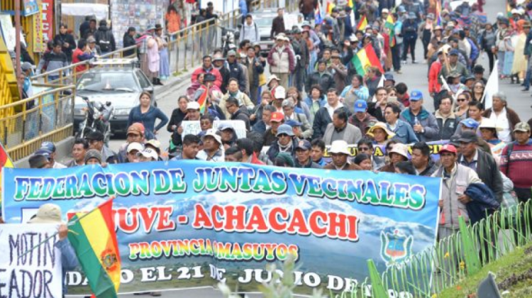 Protesta de pobladores de Achacachi. Foto archivo: El Chaco informa