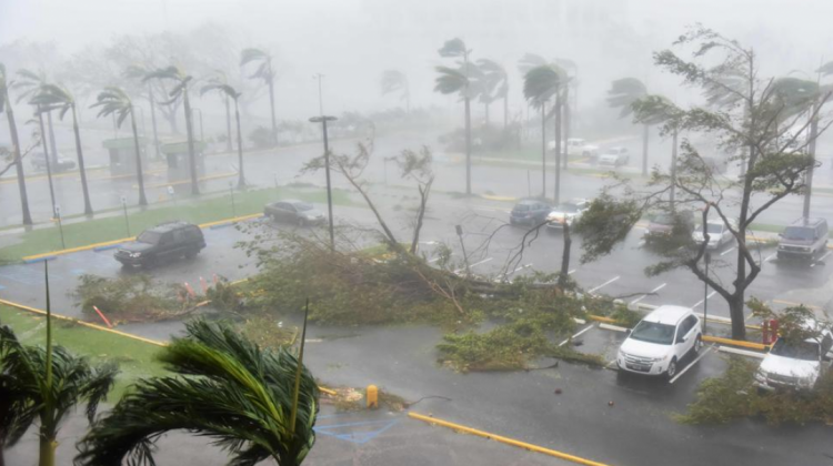 Huracán María al pasar por Puerto Rico. Foto: AFP