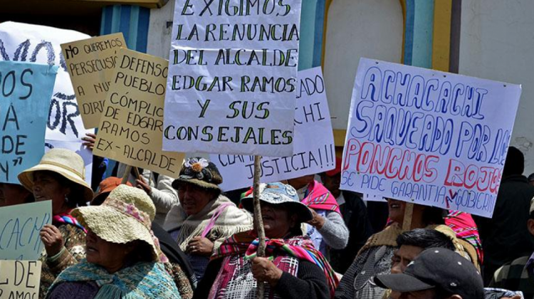 Comunarios de Achacachi portestan en La Paz. Foto: ANF