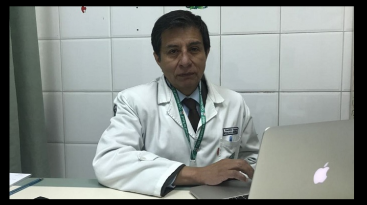 Dr. Ramiro Abraham Ampuero Beltrán . Foto Extend