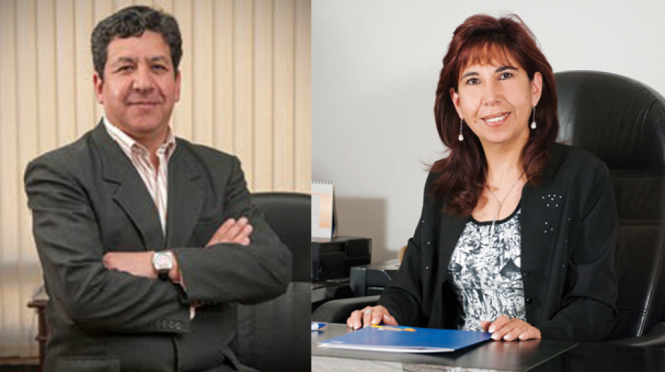 Gerente general entrante, Rolando Marín Ibañez, junto a la destituida Marcia Villaroel.