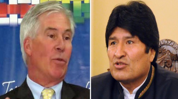 Peter Brennan y Evo Morales.