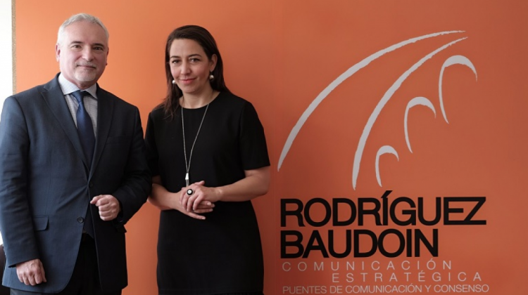 María José Rodríguez, Directora General de R&B, y Daniel Valli, Presidente Consejero de LL&C para el Cono Sur. Foto. RB