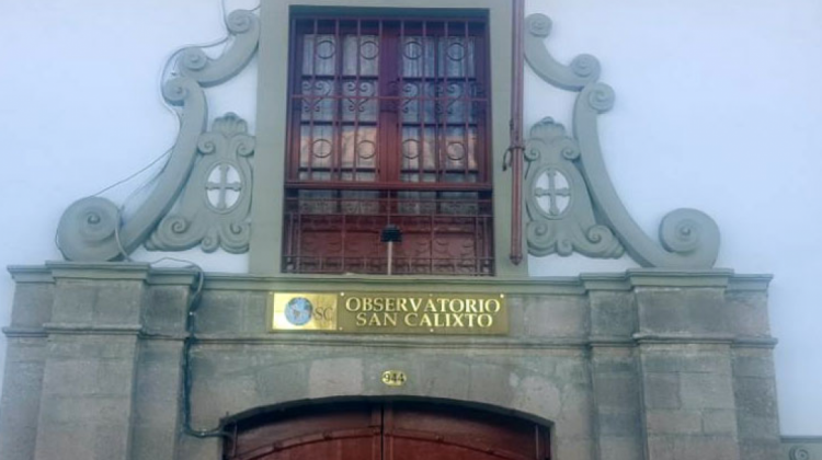 El frontis del edificio del Observatorio de San Calixto. Foto: ANF.