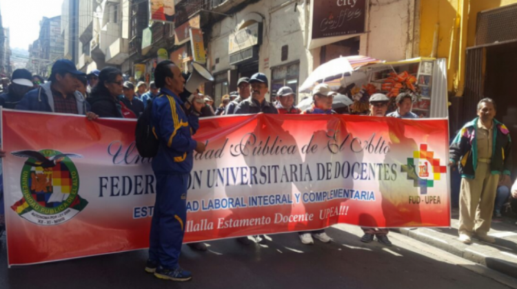 Una de las movilizaciones de la UPEA en demanda de mayor presupuesto.  Foto: ANF