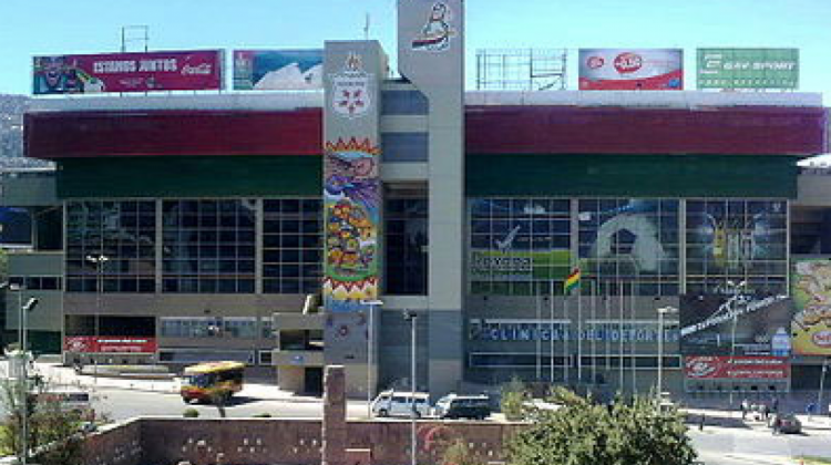 Estadio Hernando Siles.