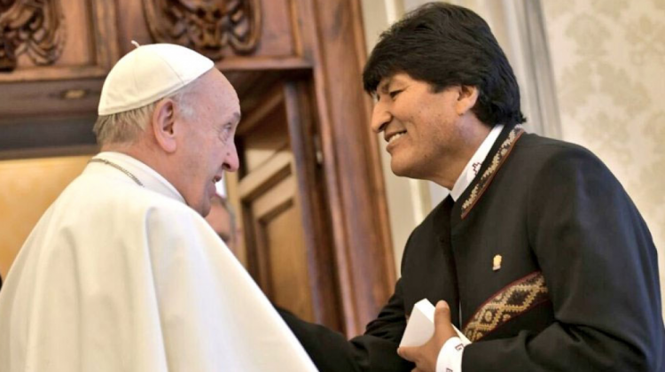 Papa Francisco y Evo Morales. Foto: Freddy Zarco.