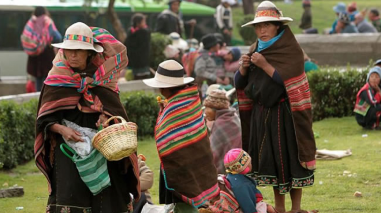 Familias migrantes en situación de extrema pobreza. Foto: bolivia.com