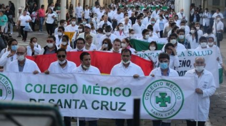 Medicos de Santa Cruz en protesta. Foto: Urgente.bo