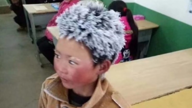 Wang Fuman, un niño chino que llegó congelado al colegio.