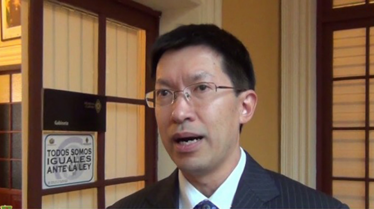 Liang Yu, embajador de China en Bolivia. Foto captura: youtube