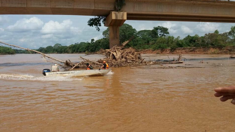 Búsqueda en el rio Maniqui. Foto: Taxi Noticias