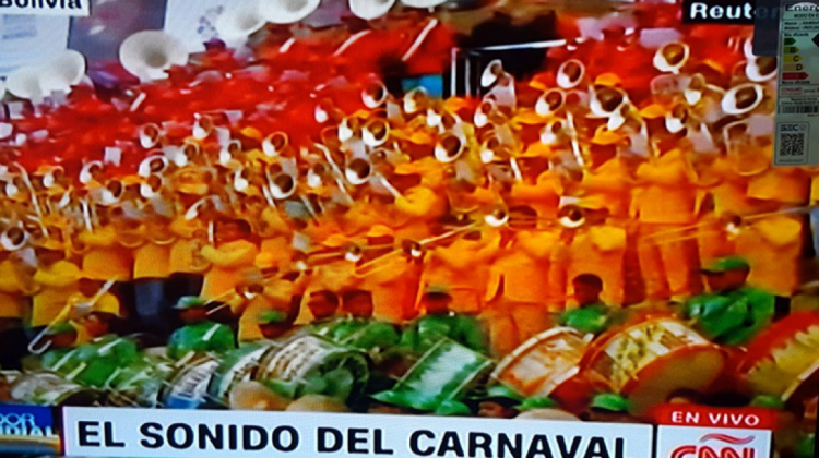 CNN refleja la versión XVII del festival de bandas de Oruro. Fotos: captura de pantalla y ABI