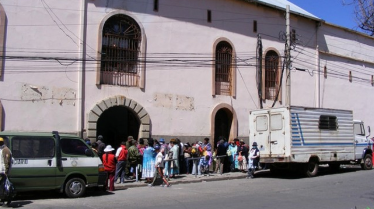 El frontis de la cárcel de San Pedro de La Paz.   Foto: ANF