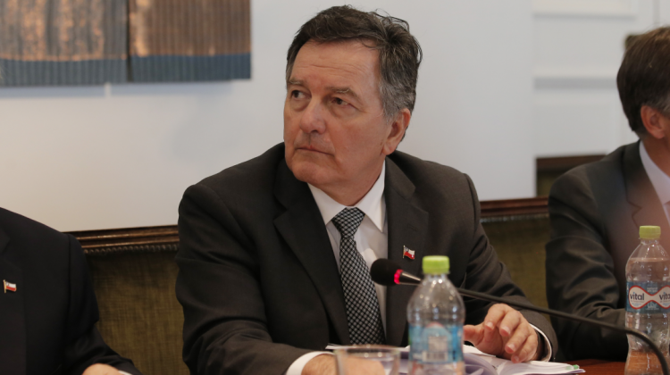 Ministro de Relaciones Exteriores de Chile, Roberto Ampuero. Foto: La Nación