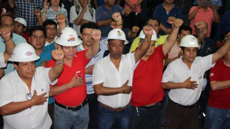 Trabajadores Petroleros ingresan a huelga de hambre. (Foto: ABI)