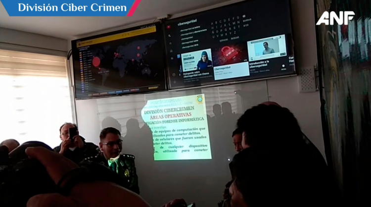 Ambientes de la división Ciber Crimen de la FELCC de La Paz. Foto: ANF