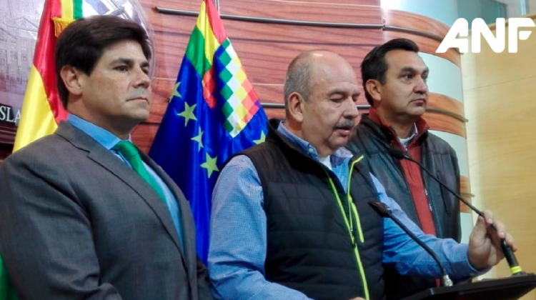 Los senadores de Unidad Demócrata. Foto: ANF