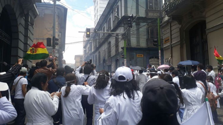 Durante cuatro meses se extendió el conflicto de los médicos entre el 2017 y 2018. Foto: ANF