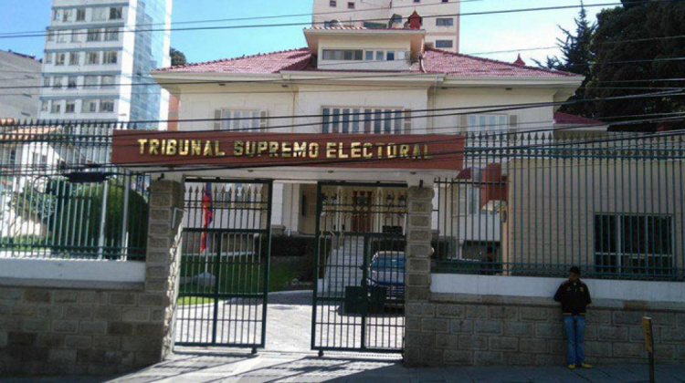 Edificio del TSE en La Paz. Foto: Fuente Directa.