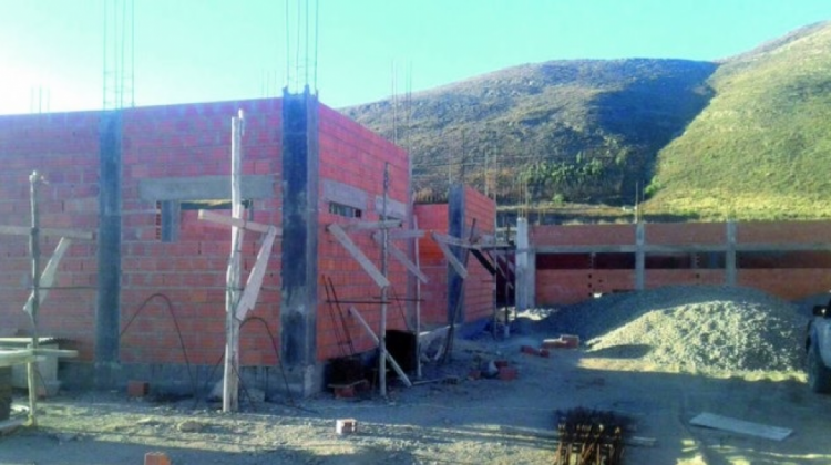 Construcción del hospital de segundo nivel de Culpina. Foto: Correo del Sur.