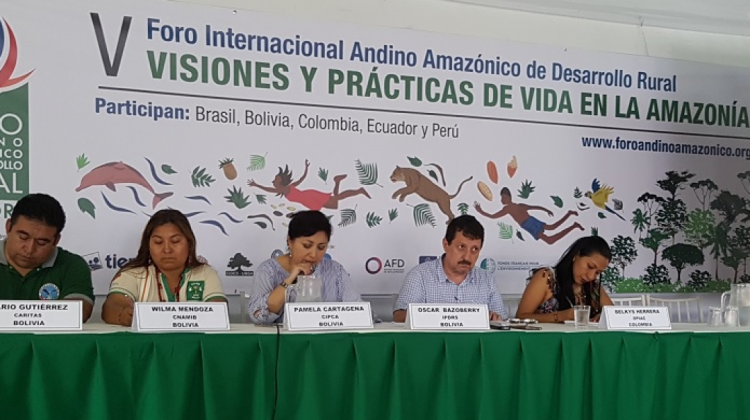Sesión de clausura del quinto Foro Internacional Andino Ammazónico de Desarrollo Rural.  Foto:ANF