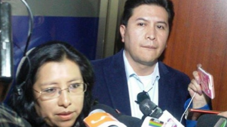 Los jueces Gladis Guerrero y Roberto Mérida. Foto: RRSS.