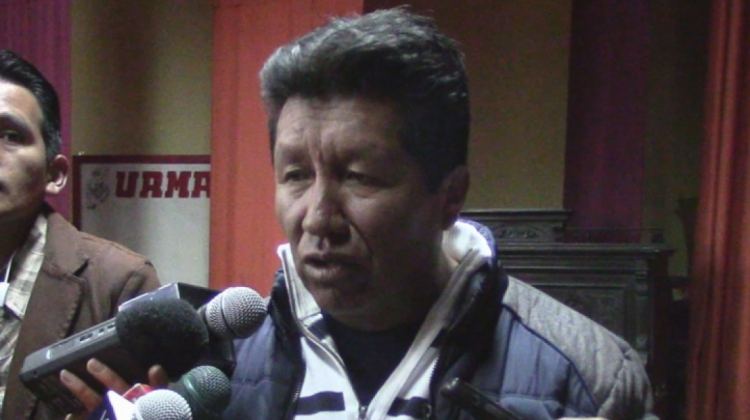 El ejecutivo de la Federación de Maestros Urbanos de La Paz, Severo Apaza. Foto: ccb.com.bo