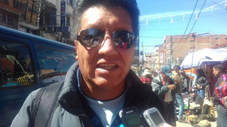 Severo Apaza, representante del magisterio urbano de la ciudad de El Alto. Foto: Mariel Mamani