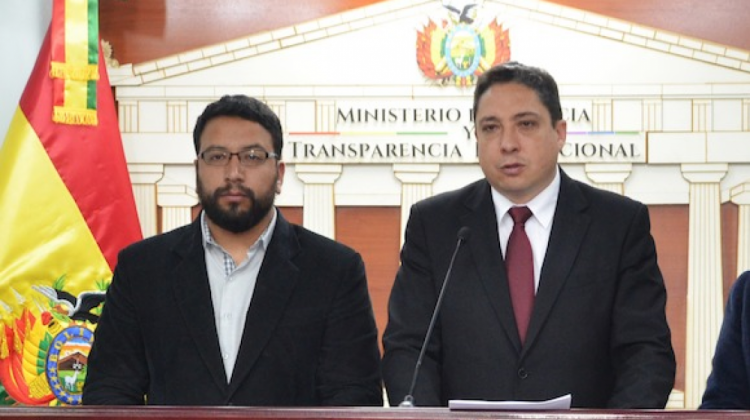 El ministro de Justicia, Héctor Arce y el viceministro de Transparencia, Diego Jiménez. Foto: MJyTI
