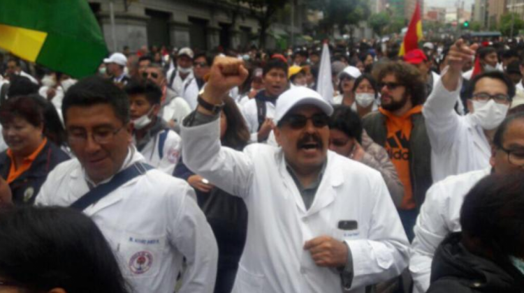 Protesta de médicos. Foto: Los Tiempos