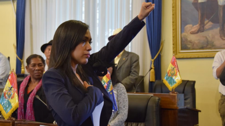 El acto de juramento de Adriana Salvatierra. Foto: Senado.